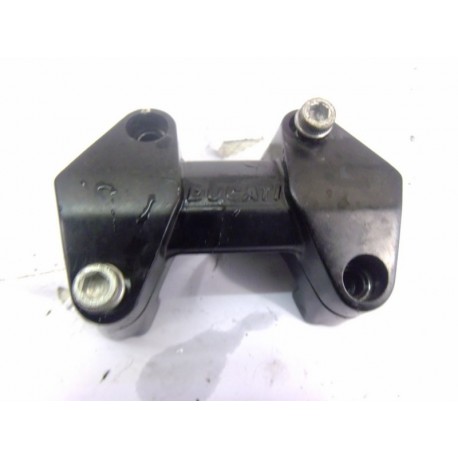 SUPPORT DE GUIDON - DUCATI 848 STREETFIGHTER