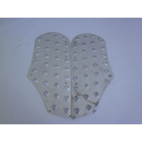 CACHE MARCHE PIED - KEEWAY MATRIX