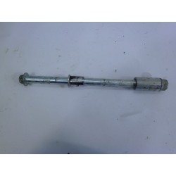 AXE DE ROUE AVANT - KYMCO ZING 125