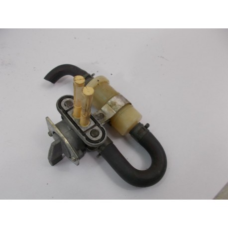 ROBINET ESSENCE - YAMAHA YZF R6 2002