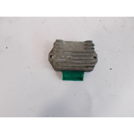 REGULATEUR - PIAGGIO TYPHOON