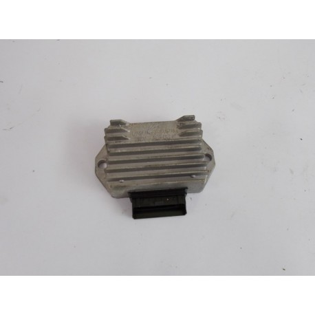 REGULATEUR - PIAGGIO ZIP 50