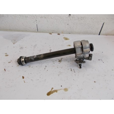 AXE DE ROUE ARRIERE - YAMAHA FZ6 S