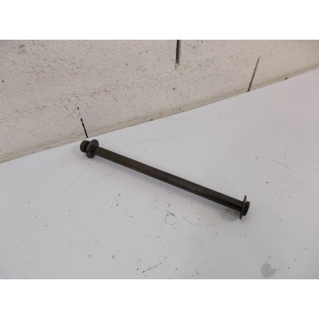 AXE DE ROUE ARRIERE - YAMAHA 600 FAZER 2000