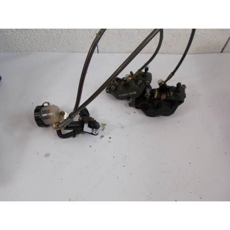 ETRIER DE FREIN AVANT - SUZUKI GSXR 600 2001