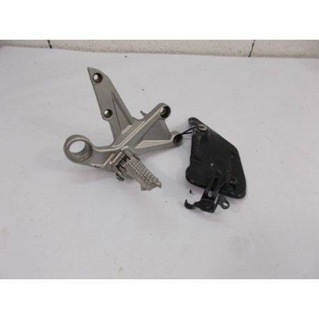 PLATINE DROITE - HONDA CBR 1000 RR 2011