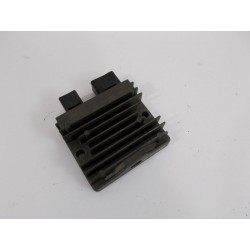 REGULATEUR - HONDA CB1000R