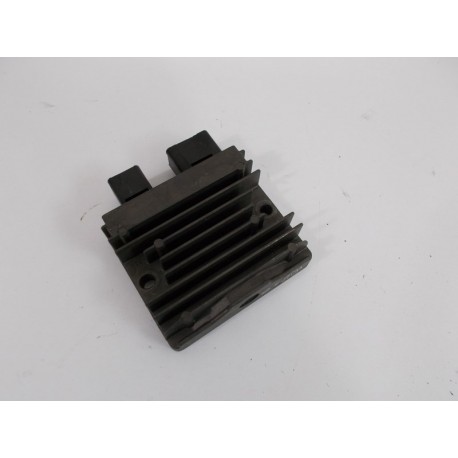 REGULATEUR - HONDA CB1000R