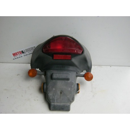 FEU ARIERRE AVEC BAVETTE - APRILIA RALLY  50 LIQUIDE