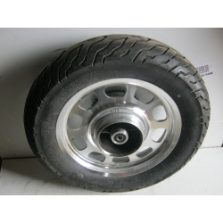 ROUE ARRIERE - DAELIM DAYSTAR 125