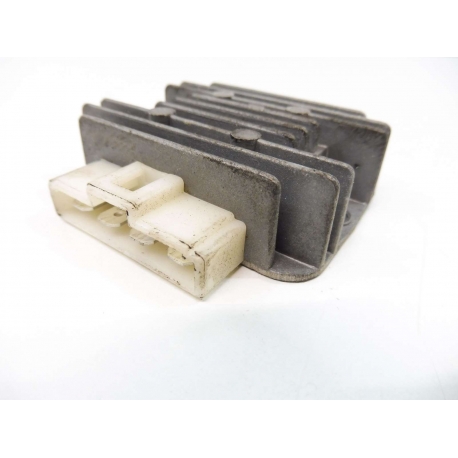 REGULATEUR - VASTRO FURTIF 2015