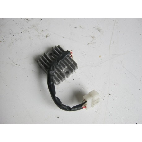 REGULATEUR - YAMAHA 125 SR
