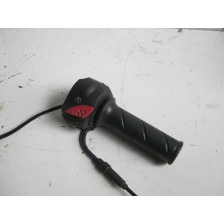 POIGNÉE DE GAZ - PEUGEOT LUDIX