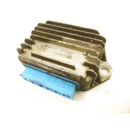 REGULATEUR - PIAGGIO TYPHOON