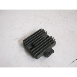 REGULATEUR - KAWASAKI ER6N 2010