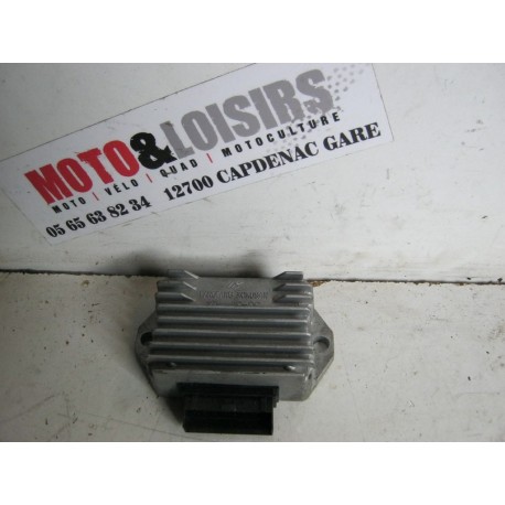 REGULATEUR - PIAGGIO ZIP 2010