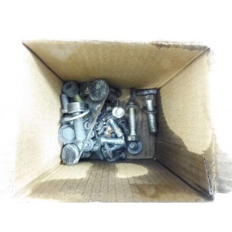 VISSERIE - PEUGEOT SATELIS 125