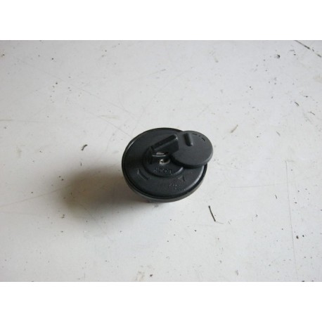 BOUCHON  DE RESERVOIR - KEEWAY FACT 50