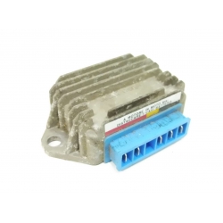 REGULATEUR - PIAGGIO VESPA ET4