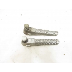 PAIRE REPOSE PIEDS - PEUGEOT SPEEDFIGHT