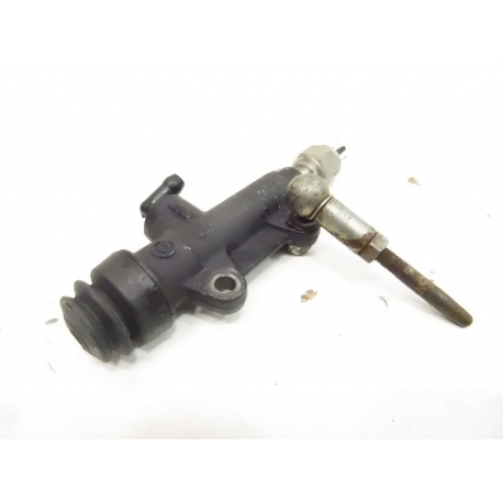 MAINTRE CYLINDRE  - APRILIA PEGASO 650