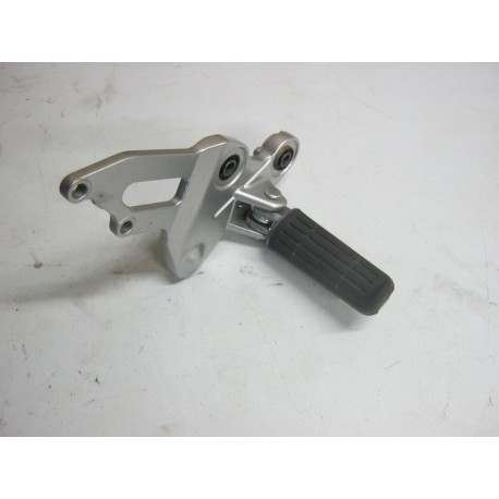 PLATINE DROITE -  YAMAHA MT 07