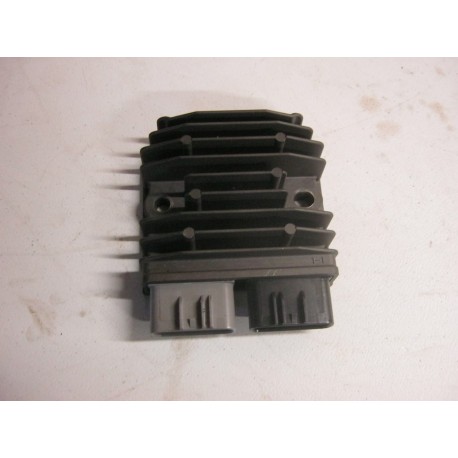 REGULATEUR - YAMAHA MT 07