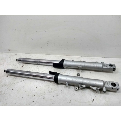 - YAMAHA  FJR 1300 2005 ABS