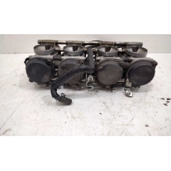 - YAMAHA 600 FAZER 2000