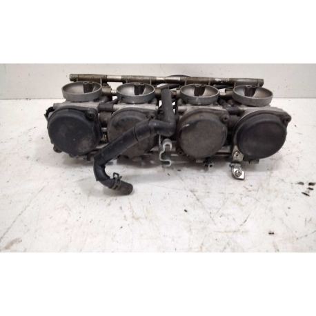 - YAMAHA 600 FAZER 2000