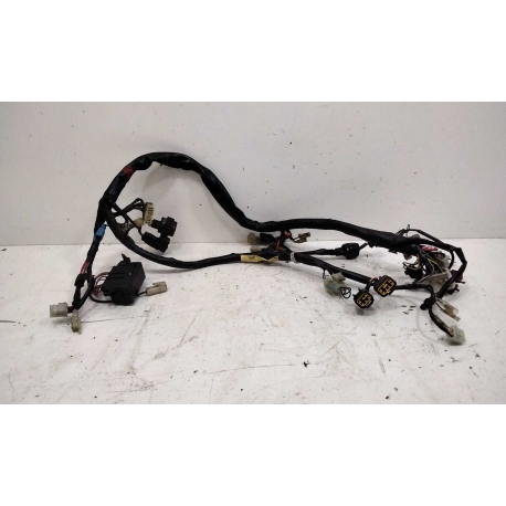 - YAMAHA 600 FAZER 2000