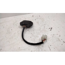 - YAMAHA 600 FAZER 2000