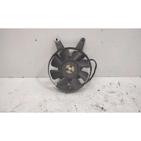 - YAMAHA 600 FAZER 2000