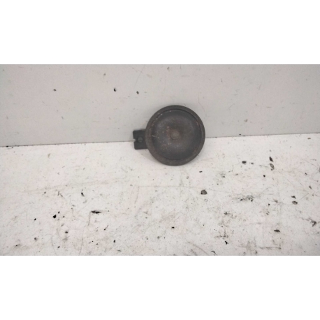 - YAMAHA 600 FAZER 2000