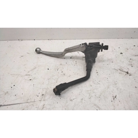 - YAMAHA 600 FAZER 2000