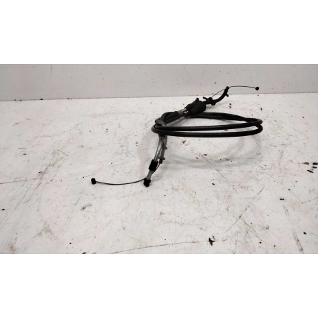 - YAMAHA 600 FAZER 2000