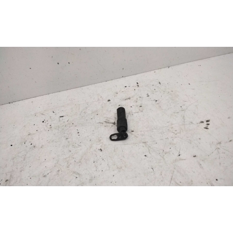 - YAMAHA 600 FAZER 2000