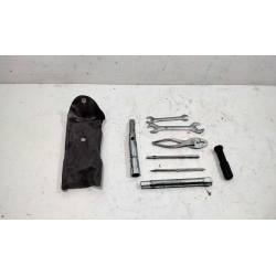 TROUSSE A OUTIL - SUZUKI 650 BURGMAN