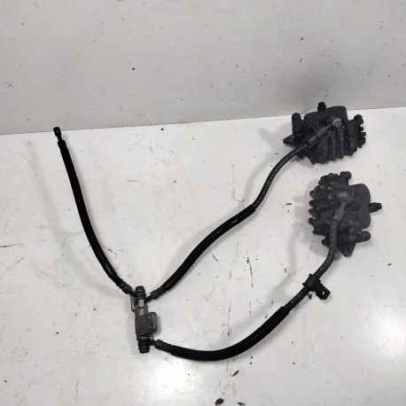 ETRIER AVANT  - SUZUKI 750 GSXF