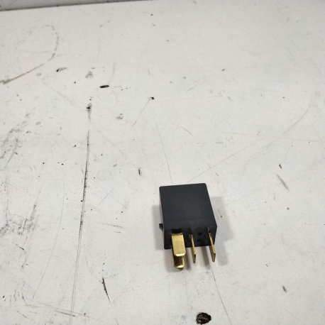 LOT DE RELAIS   - HONDA PANTHEON