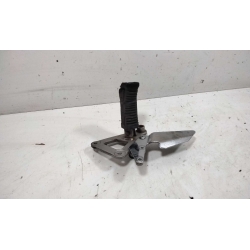 CALE PIED +PLATINE    -  SUZUKI GSE 500