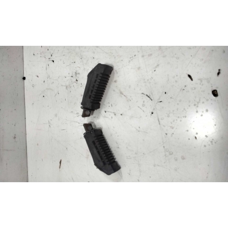 PAIRE CALE PIED  -  SUZUKI GSE 500