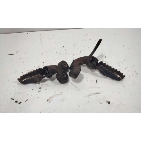 CALE PIED - SUZUKI DR 750