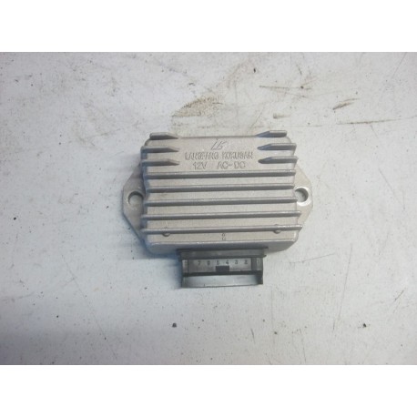 REGULATEUR - PIAGGIO ZIP 2014