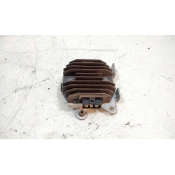 REGULATEUR - YAMAHA FZ6