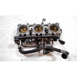 CORP D'INJECTION - TRIUMPH STREET TRIPLE 675