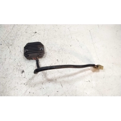 REGULATEUR - YAMAHA FZS 1000 FAZER