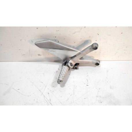 PLATINE CALE PIED - APRILIA FUTURA 1000