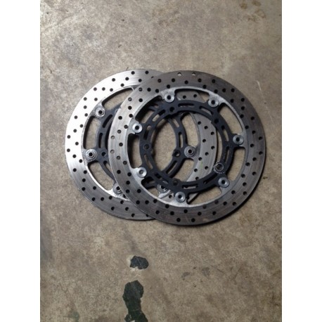 DISQUE DE FREIN AVANT - SUZUKI GSR 600 2008