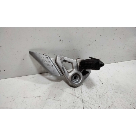 PLATINE CALE PIED AVANT GAUCHE - HONDA CBF 125